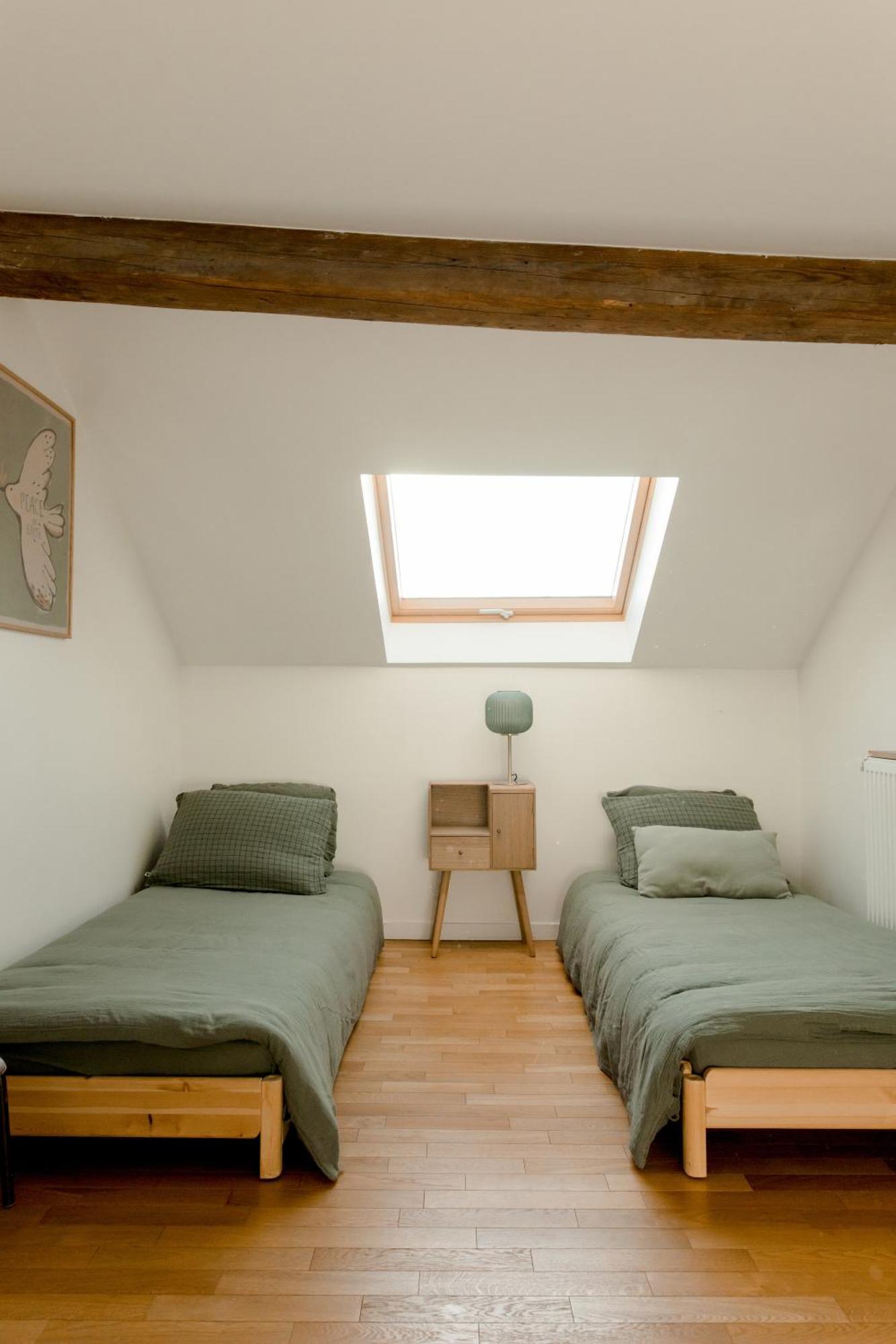 Logement Entier Ou A Partager Dans Maison Familiale A Rueil Malmaison, Proche De Paris La Defense ภายนอก รูปภาพ